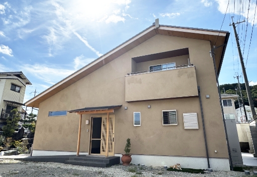 株式会社圓尾工務店